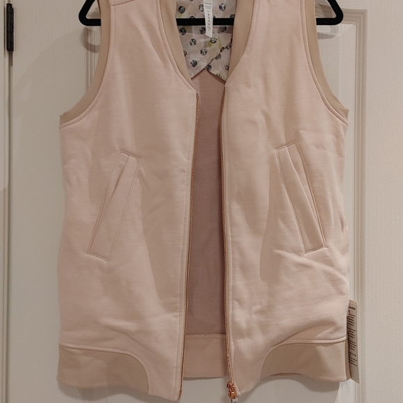 Lululemon Departure Vest in Parfait Pink / Naked / Naked - Picture 5 of 8